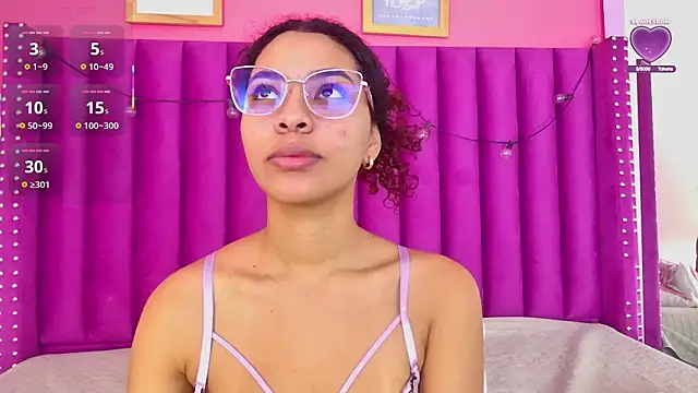 Snapshot of littleebonny chatting on 01.17.26 littleebonny online show from 01.17.26