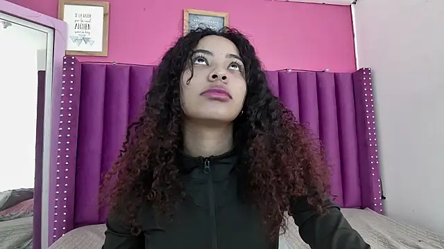 littleebonny online show from 03.12.26