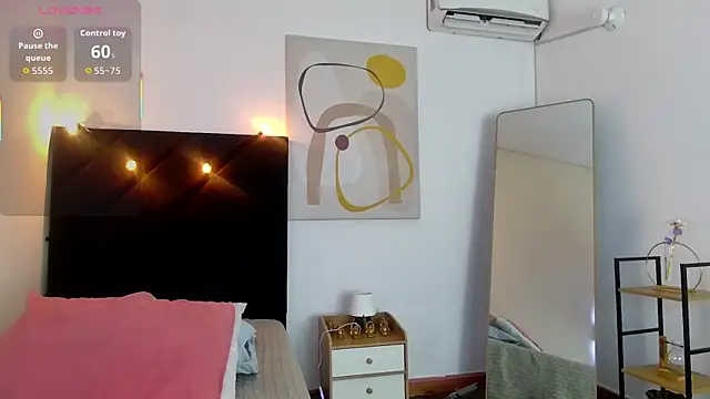 littleebonny online show from 05.18.26