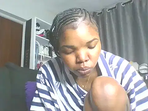 sweet bigclit online show from 10.15.25