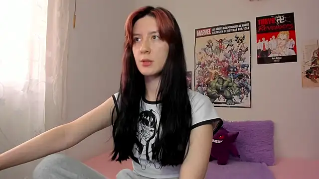 Snapshot of sunshine_girl9 chatting on 03.06.25 sunshine girl9 online show from 03.06.25