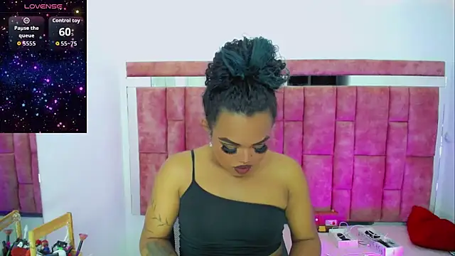 Snapshot of KayleighDreams_ chatting on 03.05.26 KayleighDreams online show from 03.05.26