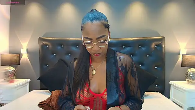 dirtyvictoria online show from 12.17.25