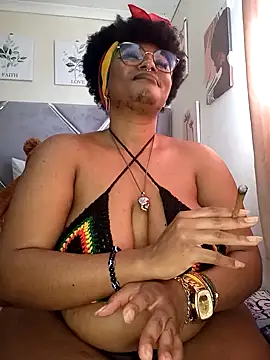 CocoBootyyy online show from 09.18.25