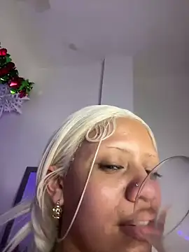 Snapshot of Charlotee_ chatting on 01.02.25 Charlotee online show from 01.02.25