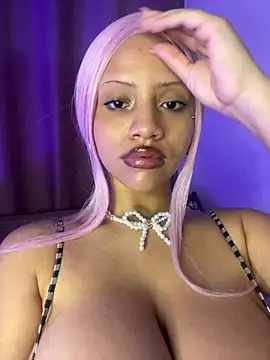 Snapshot of Charlotee_ chatting on 01.26.25 Charlotee online show from 01.26.25