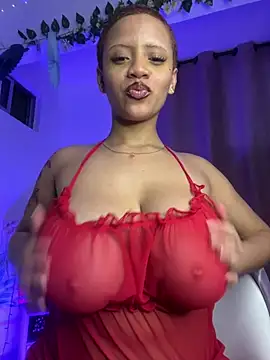 Snapshot of Charlotee_ chatting on 02.09.25 Charlotee online show from 02.09.25