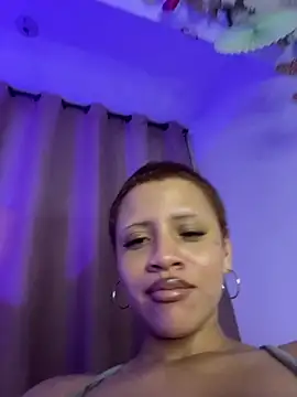 Snapshot of Charlotee_ chatting on 02.22.25 Charlotee online show from 02.22.25