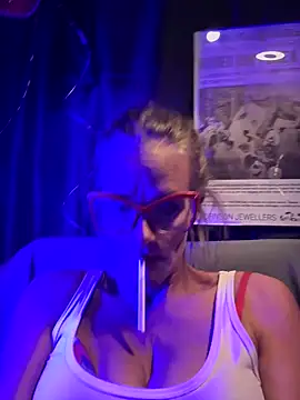 vixendoll87 online show from 03.01.25