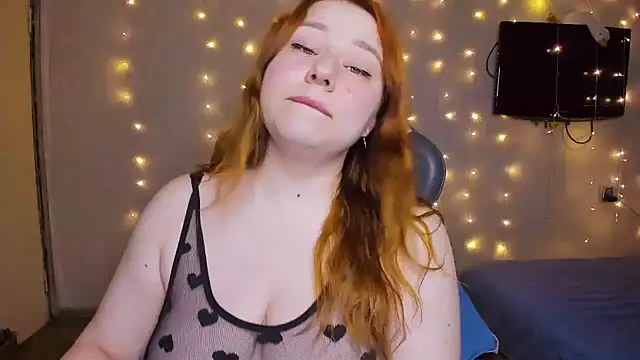 Snapshot of Milafoxxxy chatting on 01.21.25 Milafoxxxy online show from 01.21.25