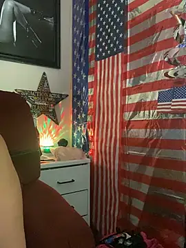 Snapshot of TheDime chatting on 06.25.26 TheDime online show from 06.25.26