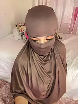 Snapshot of nashi_ra chatting on 06.19.26 nashi ra online show from 06.19.26