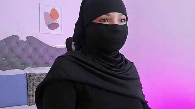 Snapshot of nashi_ra chatting on 06.27.26 nashi ra online show from 06.27.26