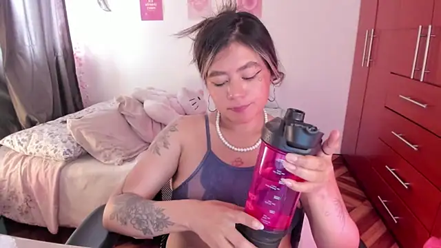 StephaniFox online show from 12.01.25