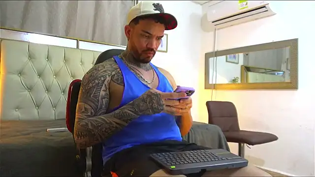 Angel sex latin online show from 12.25.24