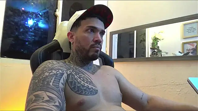 Angel sex latin online show from 01.12.25