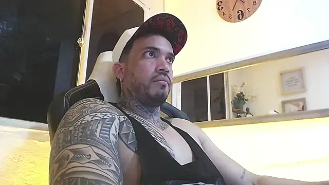 Angel sex latin online show from 02.28.25