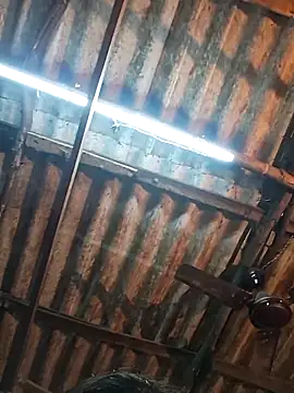 Snapshot of HotSexyBoudi chatting on 12.23.25 HotSexyBoudi online show from 12.23.25