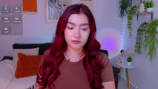 Snapshot of ViolettCastel chatting on 06.04.26 ViolettCastel online show from 06.04.26