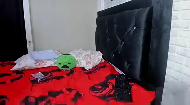 Kimmymadison- online show from 03.14.25