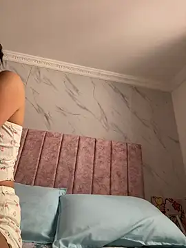 Kimmymadison- online show from 06.26.26