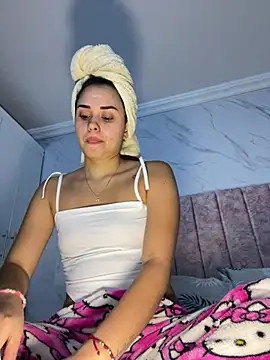 Kimmymadison- online show from 07.18.26