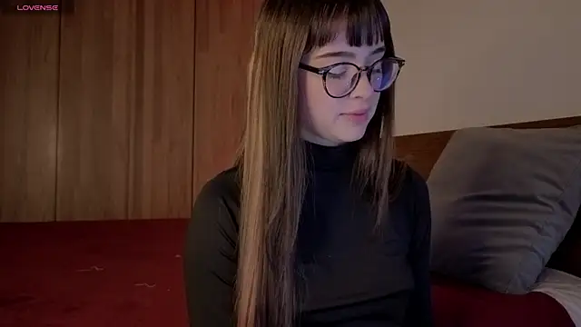 Roxxy mora online show from 06.03.26