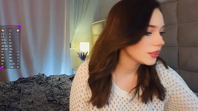 Snapshot of AsteriaHamel chatting on 03.12.25 AsteriaHamel online show from 03.12.25