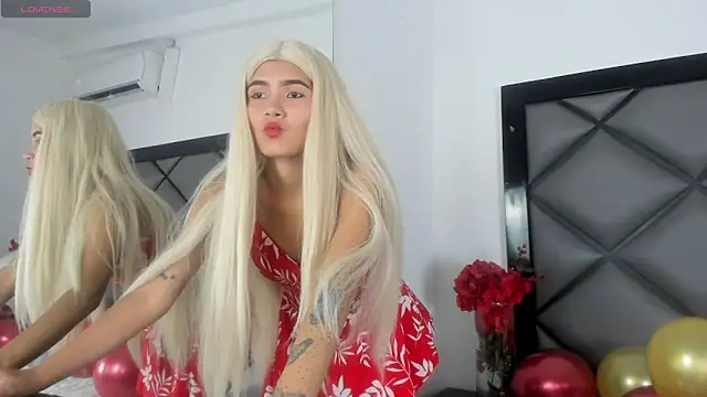 Alexa Blake   online show from 03.05.26