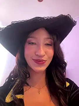 peiton steele7 online show from 10.31.25