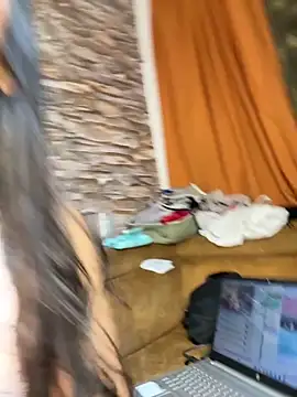 Snapshot of twohornys chatting on 09.19.25 twohornys online show from 09.19.25