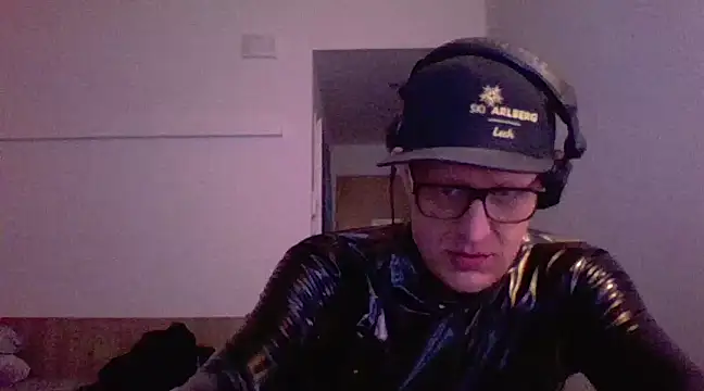 Bigthroaterboy online show from 03.08.25