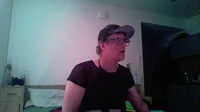 Bigthroaterboy online show from 04.21.26