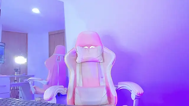 Snapshot of angelinalodge1 chatting on 02.27.25 angelinalodge1 online show from 02.27.25