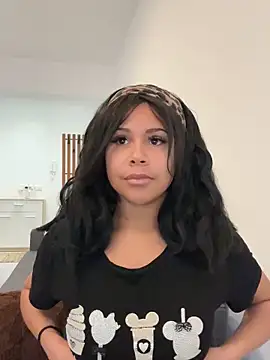 Snapshot of HaileyDiana chatting on 02.19.26 HaileyDiana online show from 02.19.26