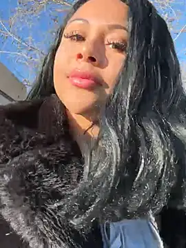 Snapshot of HaileyDiana chatting on 02.25.26 HaileyDiana online show from 02.25.26