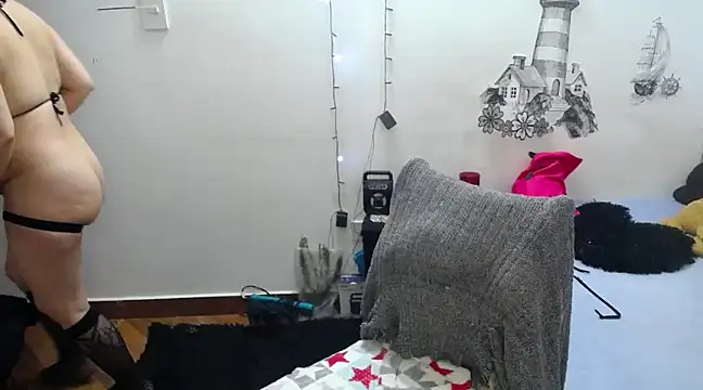 Snapshot of lili_peach chatting on 12.16.24 lili peach online show from 12.16.24