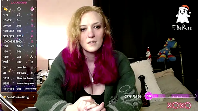 Snapshot of EllieeRose chatting on 12.15.25 EllieeRose online show from 12.15.25