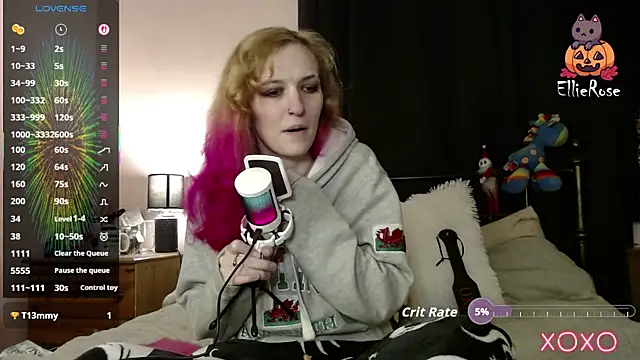 Snapshot of EllieeRose chatting on 01.09.26 EllieeRose online show from 01.09.26