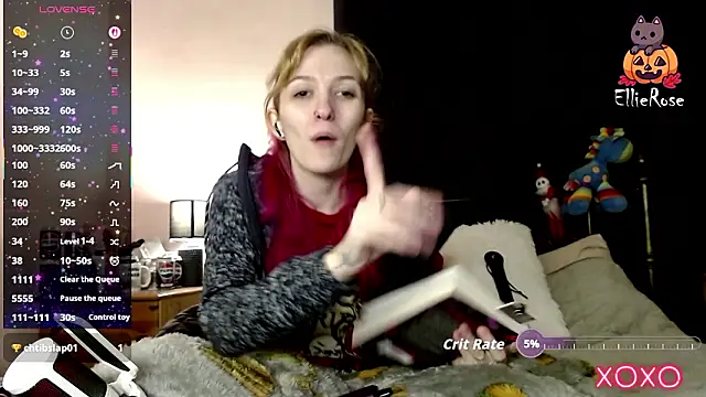 Snapshot of EllieeRose chatting on 01.31.26 EllieeRose online show from 01.31.26