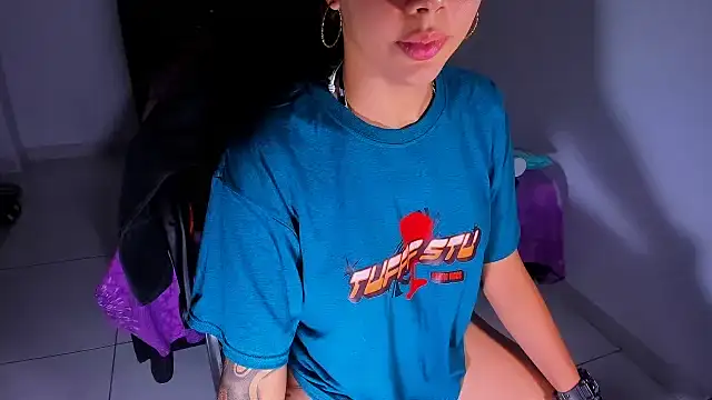 Snapshot of kerlysmith_24 chatting on 01.27.25 kerlysmith 24 online show from 01.27.25