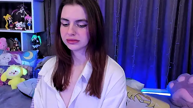 Snapshot of Supaidagaru chatting on 11.27.25 Supaidagaru online show from 11.27.25