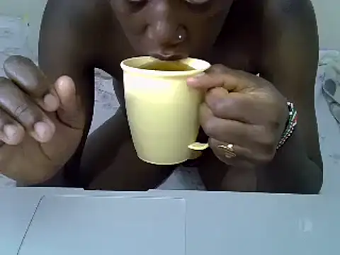 pretty alma20 online show from 03.04.25