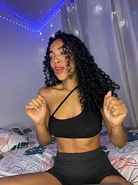 Snapshot of nicoleebony1 chatting on 01.27.25 nicoleebony1 online show from 01.27.25