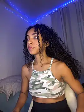 Snapshot of nicoleebony1 chatting on 10.15.25 nicoleebony1 online show from 10.15.25