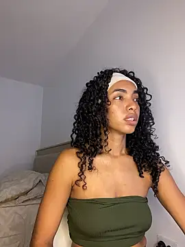 Snapshot of nicoleebony1 chatting on 01.12.26 nicoleebony1 online show from 01.12.26