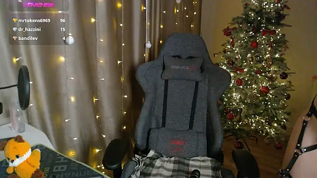 Snapshot of MargoFoxy chatting on 01.10.25 MargoFoxy online show from 01.10.25