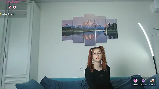 Snapshot of MargoFoxy chatting on 03.13.25 MargoFoxy online show from 03.13.25