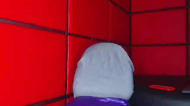 Haileybieberr online show from 01.29.25