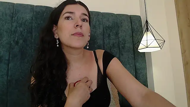 selem hadid online show from 03.14.25